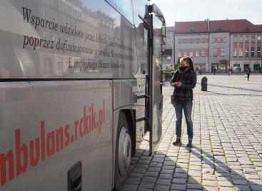 Rynek w Raciborzu i Gminne Centrum Informacji w Rudniku – akcja 21.11.2020 r.
