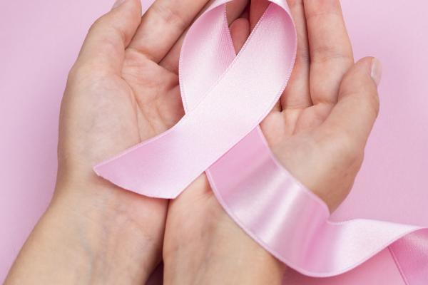 Październik - Miesiącem Świadomości Raka Piersi